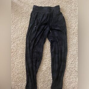 LULULEMON joggers(camo)